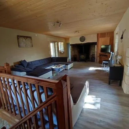 Maison De Charme 12 Pers Piscine Hors-sol Chauffee Holiday home