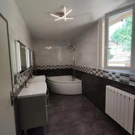 Maison De Charme 12 Pers Piscine Hors-sol Chauffee